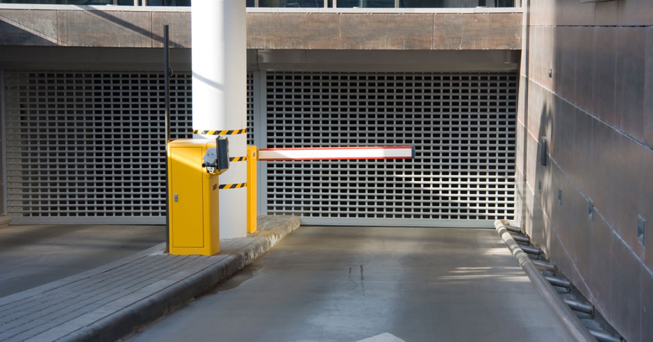 Electric commercial gate repair Rochester NY