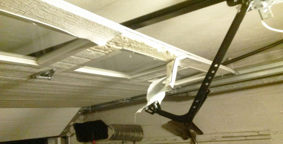 brokengarageopener Broken garage opener in Monroe County New York